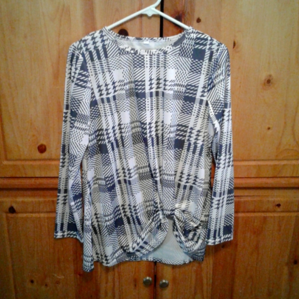 Long sleeve shirt
